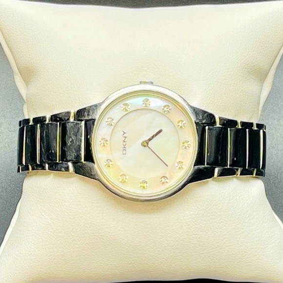 DKNY LADIES WATCH Rhinestones & Mother of Pearl - Picture 1 of 10